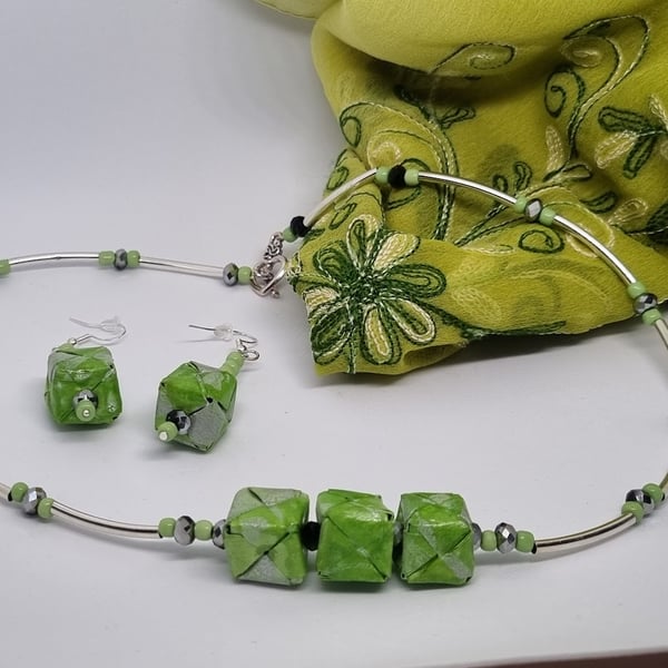 Origami Necklace and earrings set. lime green and silver colour paper 