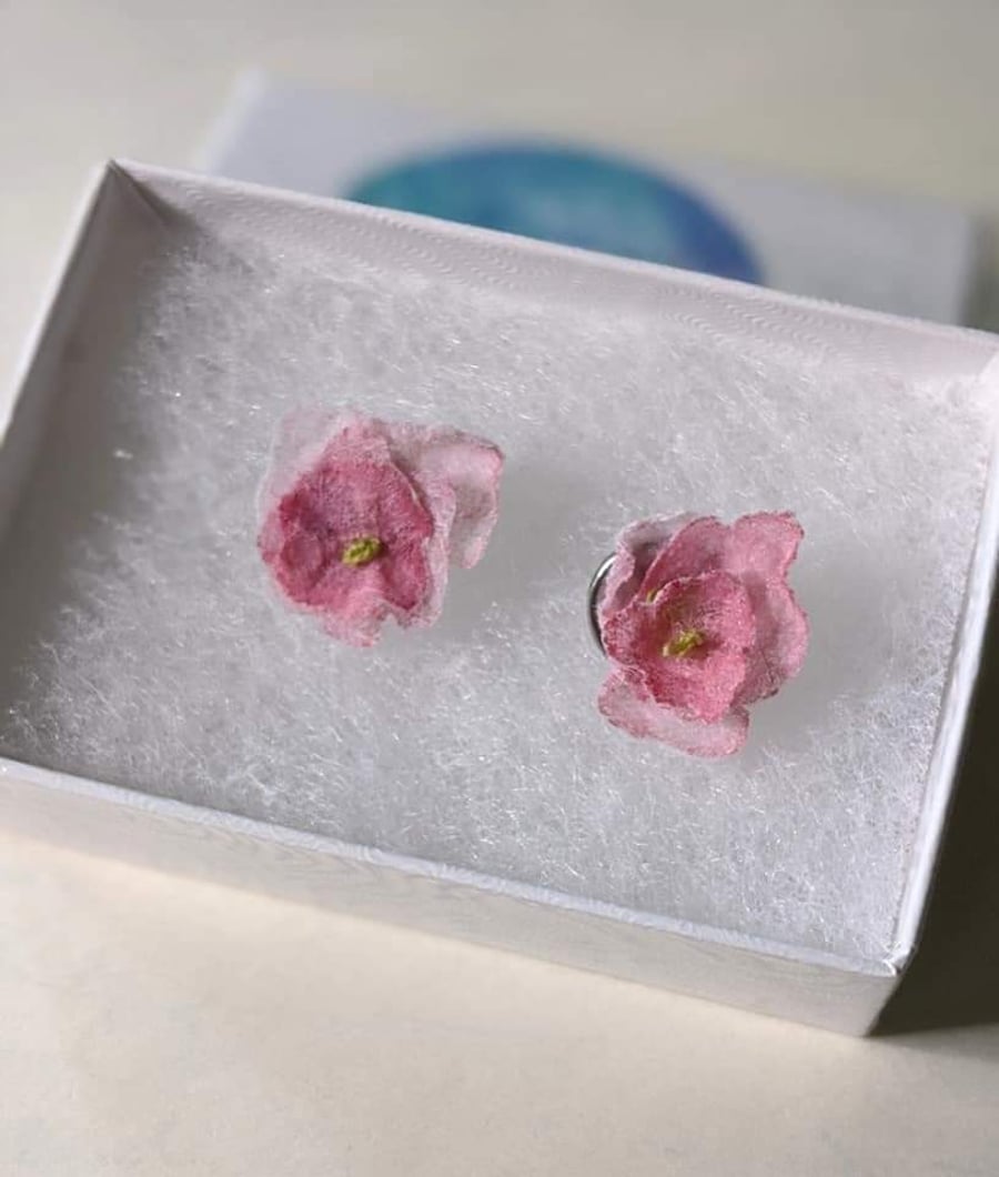  flower stud earrings, pink earrings, textile earrings 