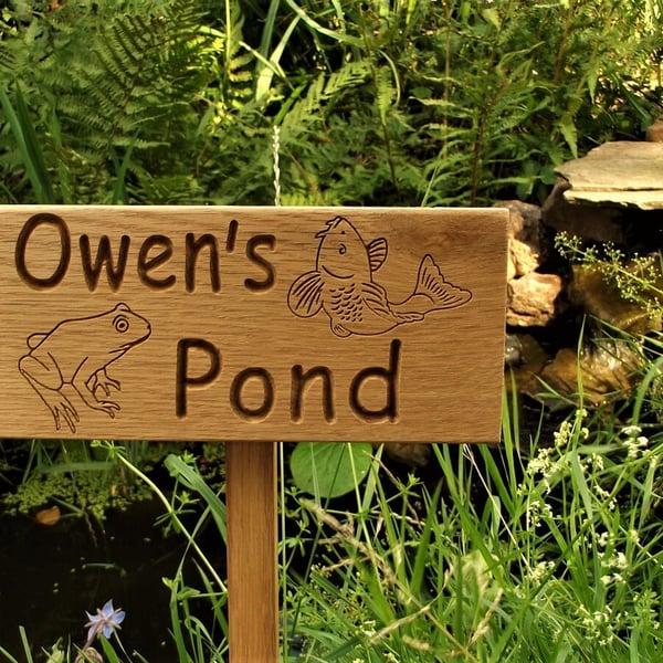 Personalised Wooden Pond SignOak PlaqueGardenWater FeatureFishFrog