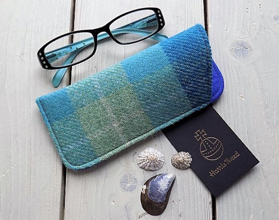 Harris Tweed eyeglasses case in turquoise tartan