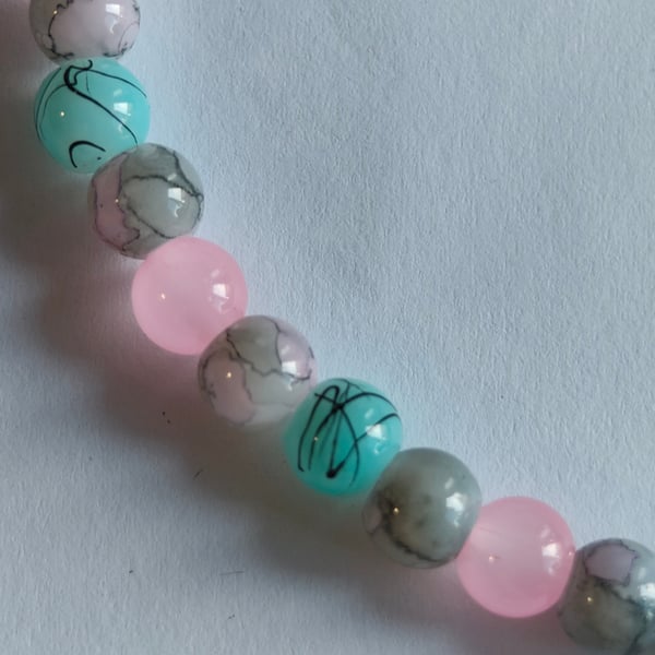 Sakura Glass Bead Bracelet 