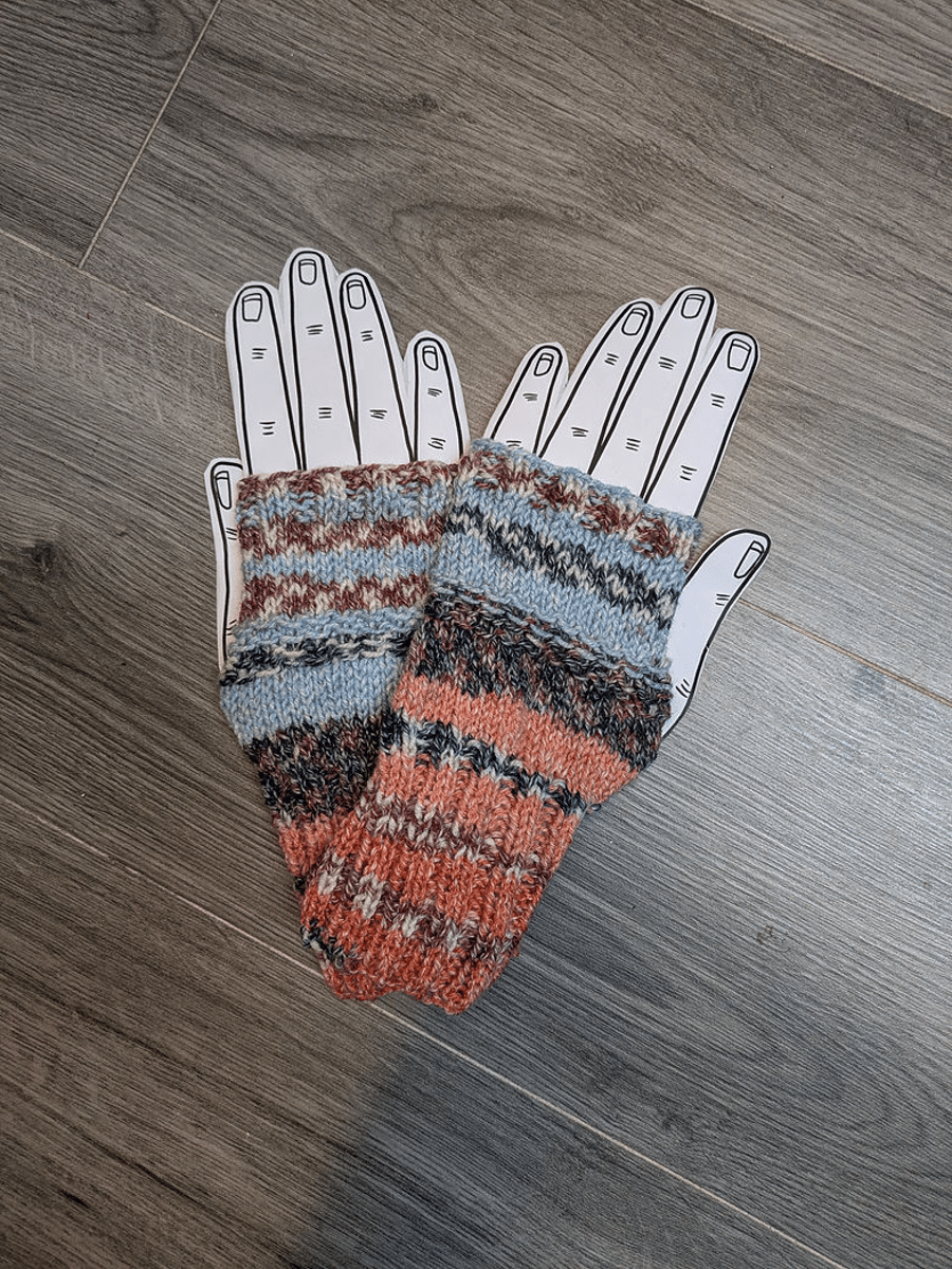 Fingerless Gloves -  Wrist Warmers - Hand knitted Ladies Gloves