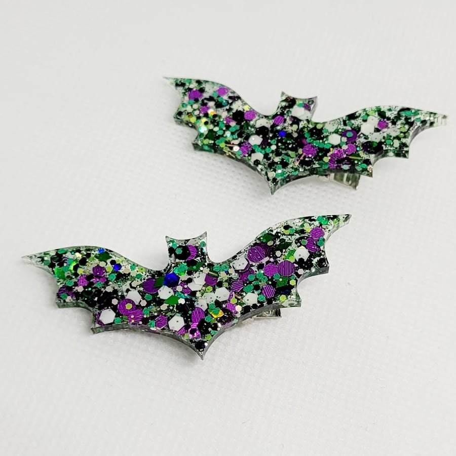Sparkle Bat Hair Clips: Spooky Gothic Halloween Accessories