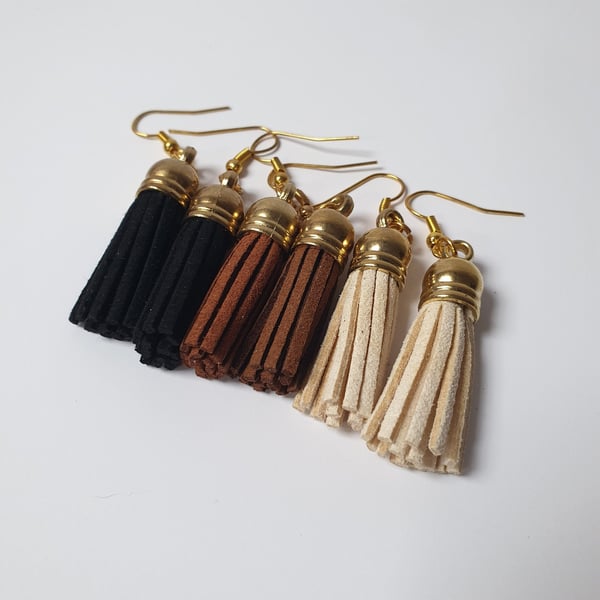 Women's Elegant Suede BrownCream Tassel Western Style Dangle Drop Set of Earring