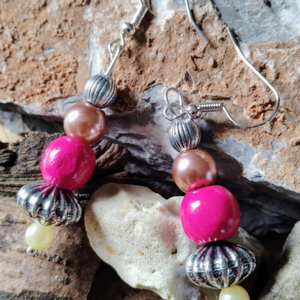 Hook earrings with multicoloured beads - dangle drop style