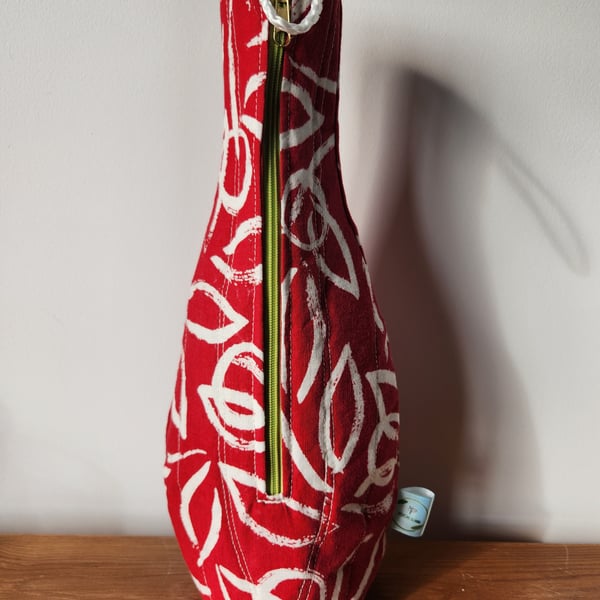 CHAMPAGNE AND WINE COOLER