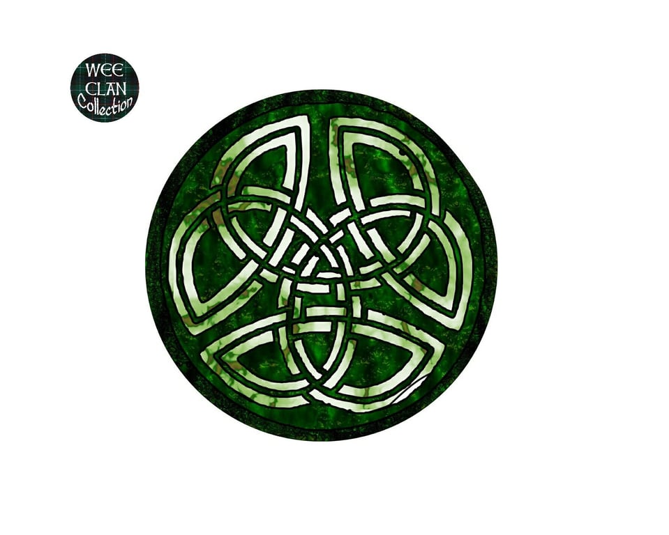 Celtic Inspired Green clover leaf knots circle vinyl Sticker For Phone, Laptop, 