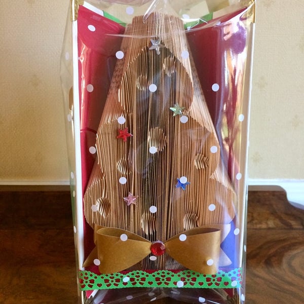 Christmas Tree Book Art, FREE shipping within the UK