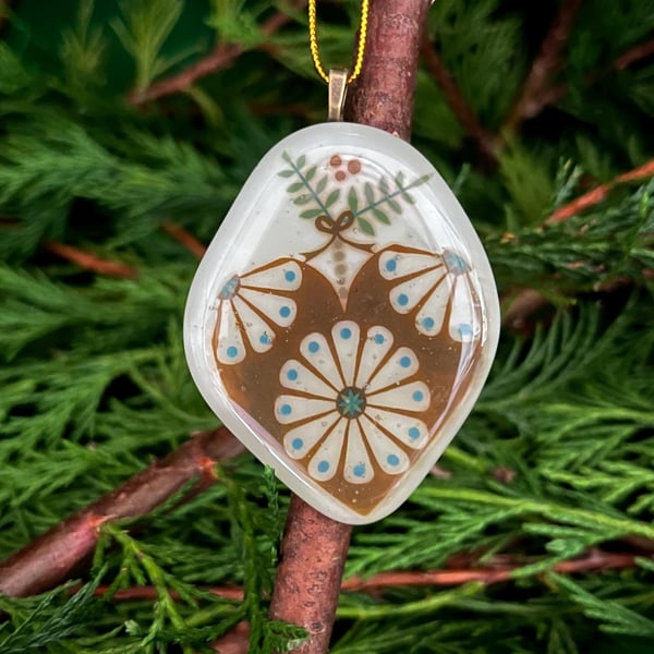 Unique Handcrafted Christmas Card with Artisan Fused Glass Heart Bauble 