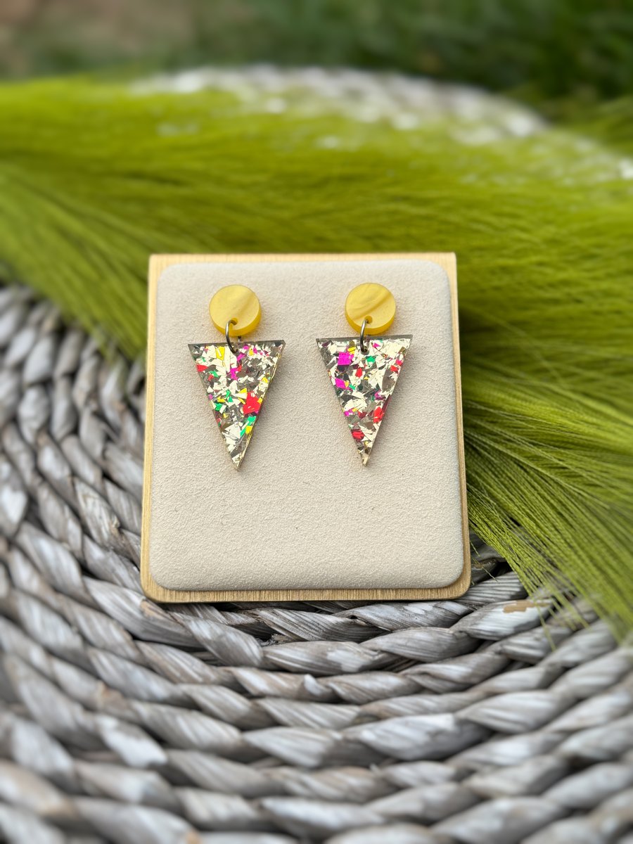 Golden Festival Confetti Triangle Earrings 