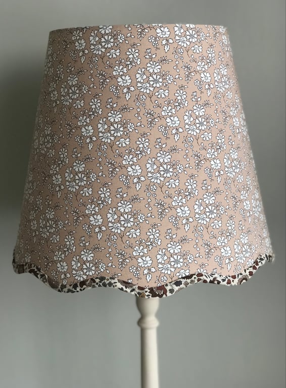 NEW Liberty Capel -Handmade Scalloped Table Lampshade 