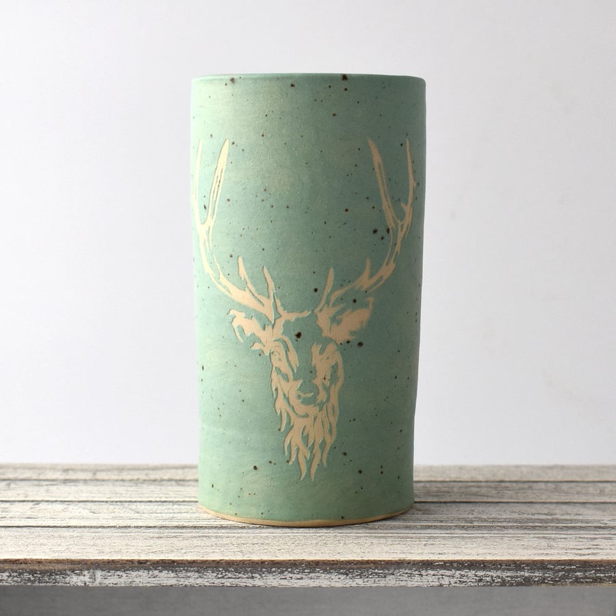 A283 Stag vase (Free UK postage)