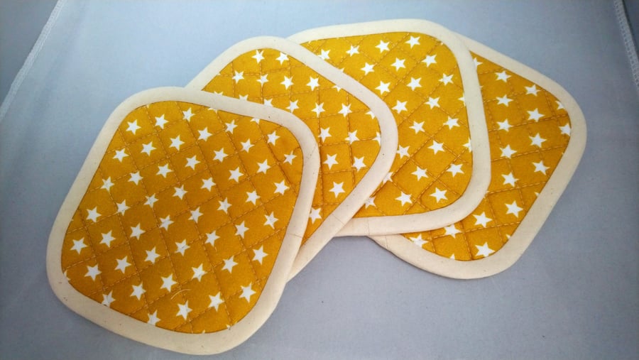 Coasters A Set of 4 Quilted Heat Resistant