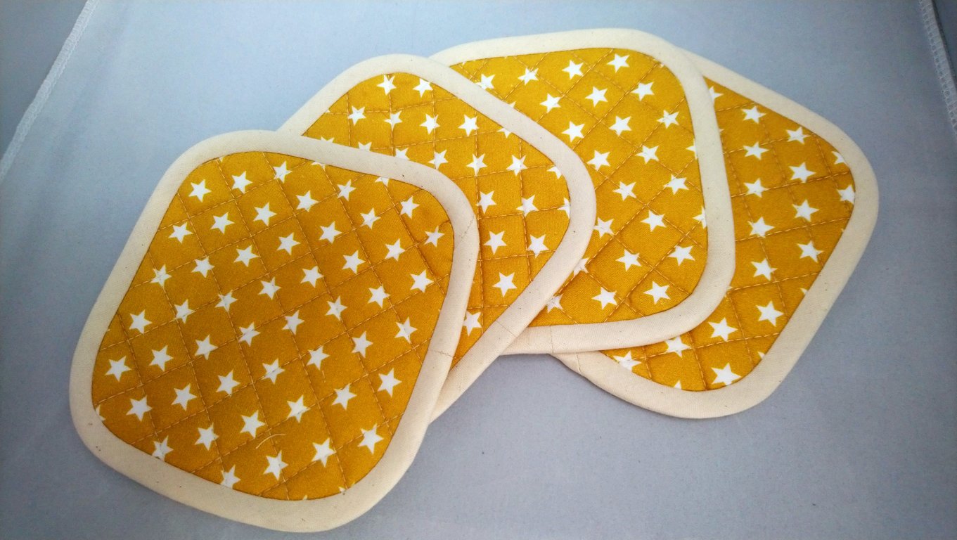 Coasters A Set of 4 Quilted Heat Resistant