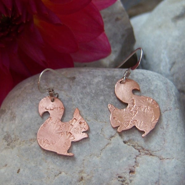 Squirrel earrings in copper
