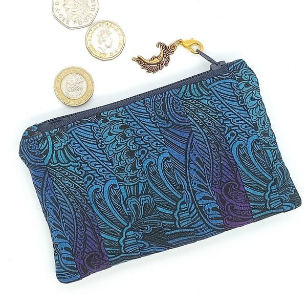 Upcycled patchwork coin and card purse 94KF