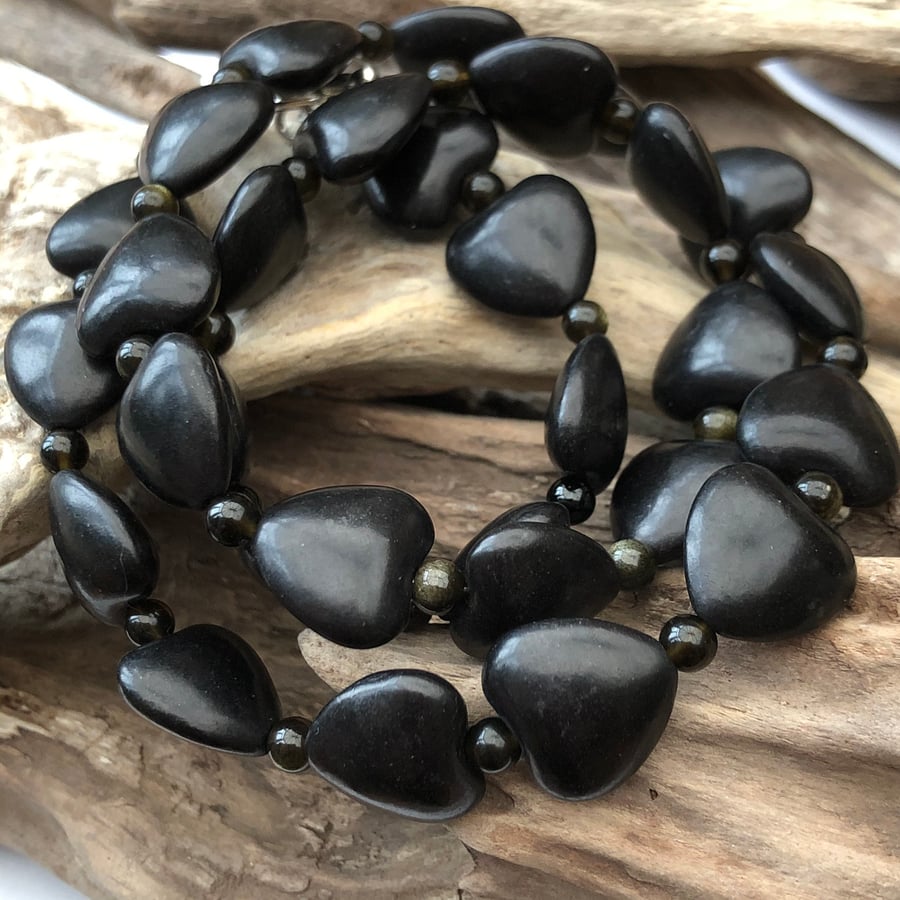 15mm obsidian heart shaped bead necklace with silver fastener -00001129