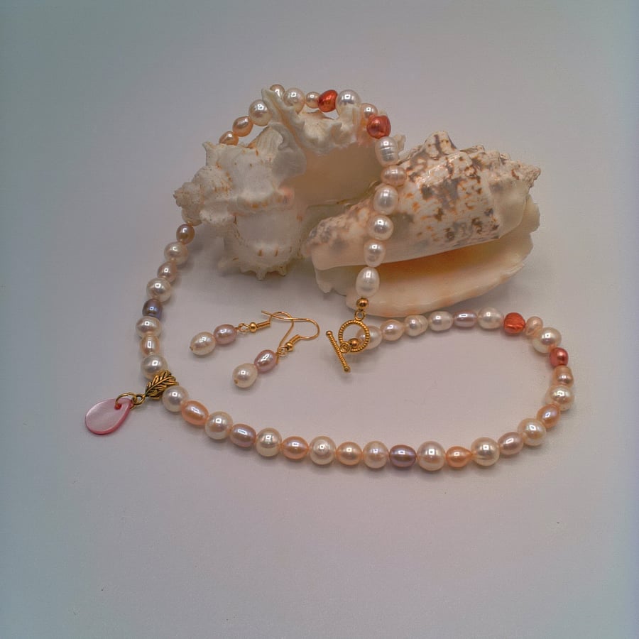 Peaches and Cream Freshwater Pearl Jewellery Set, Pearl Jewellery, Gift for Her