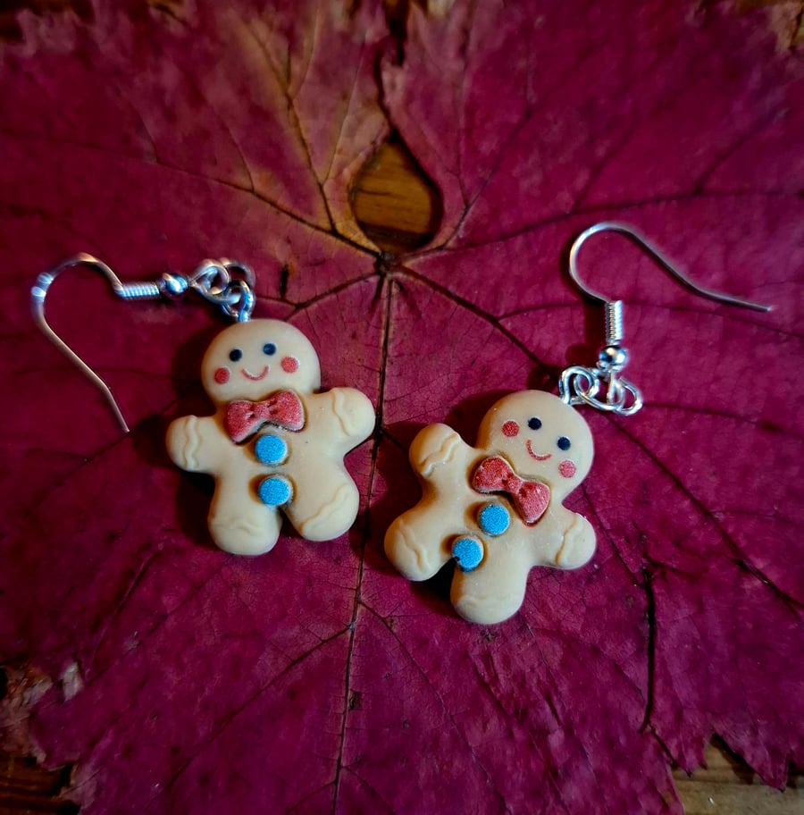 Cute Gingerbread man Dangle Earrings