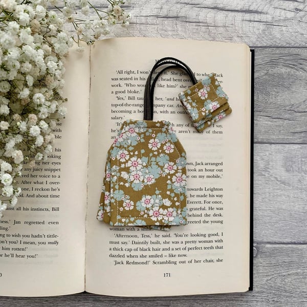 Bookmark, tea bag bookmark