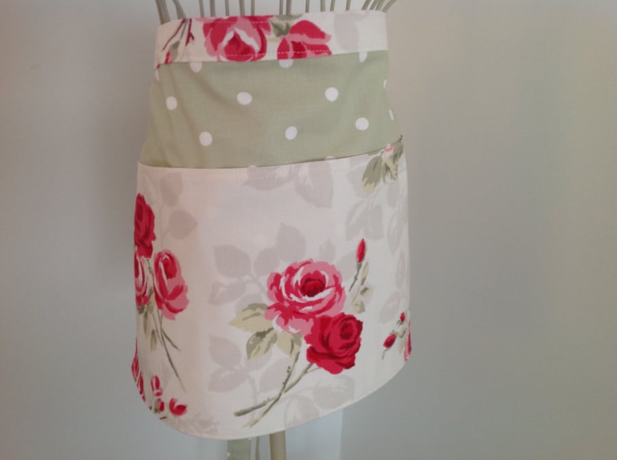 Half Apron, Teachers Apron, Vendors Apron, fully lined with extra long straps