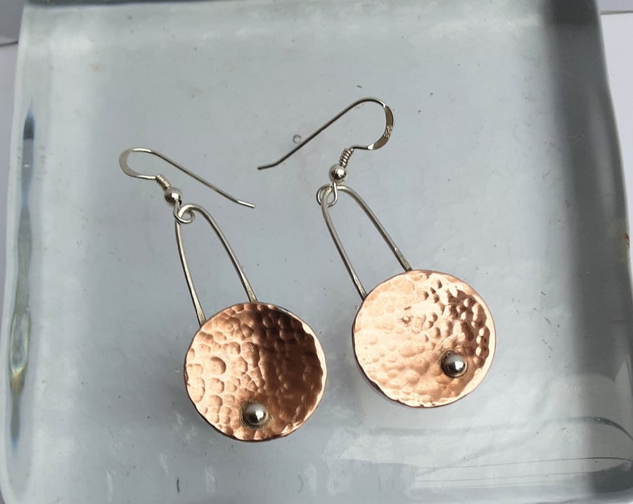  HANDBEATEN COPPER EARRINGS WITH FINE SILVER BOBBLES - DANGLY