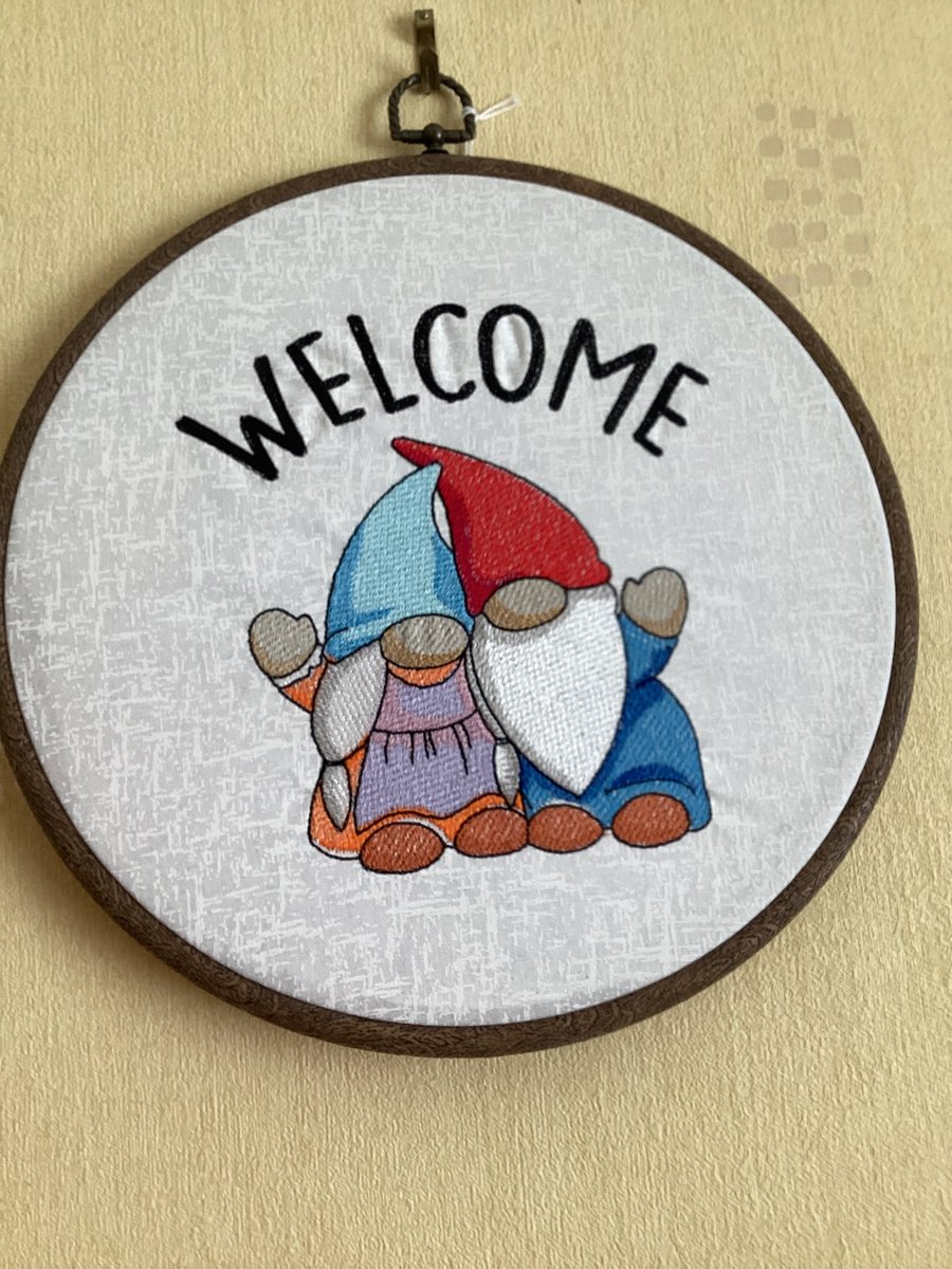 Hanging gnome hoop