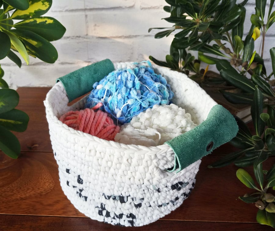 Crochet recycled yarn basket white colours with green suede leather handle-1 pcs