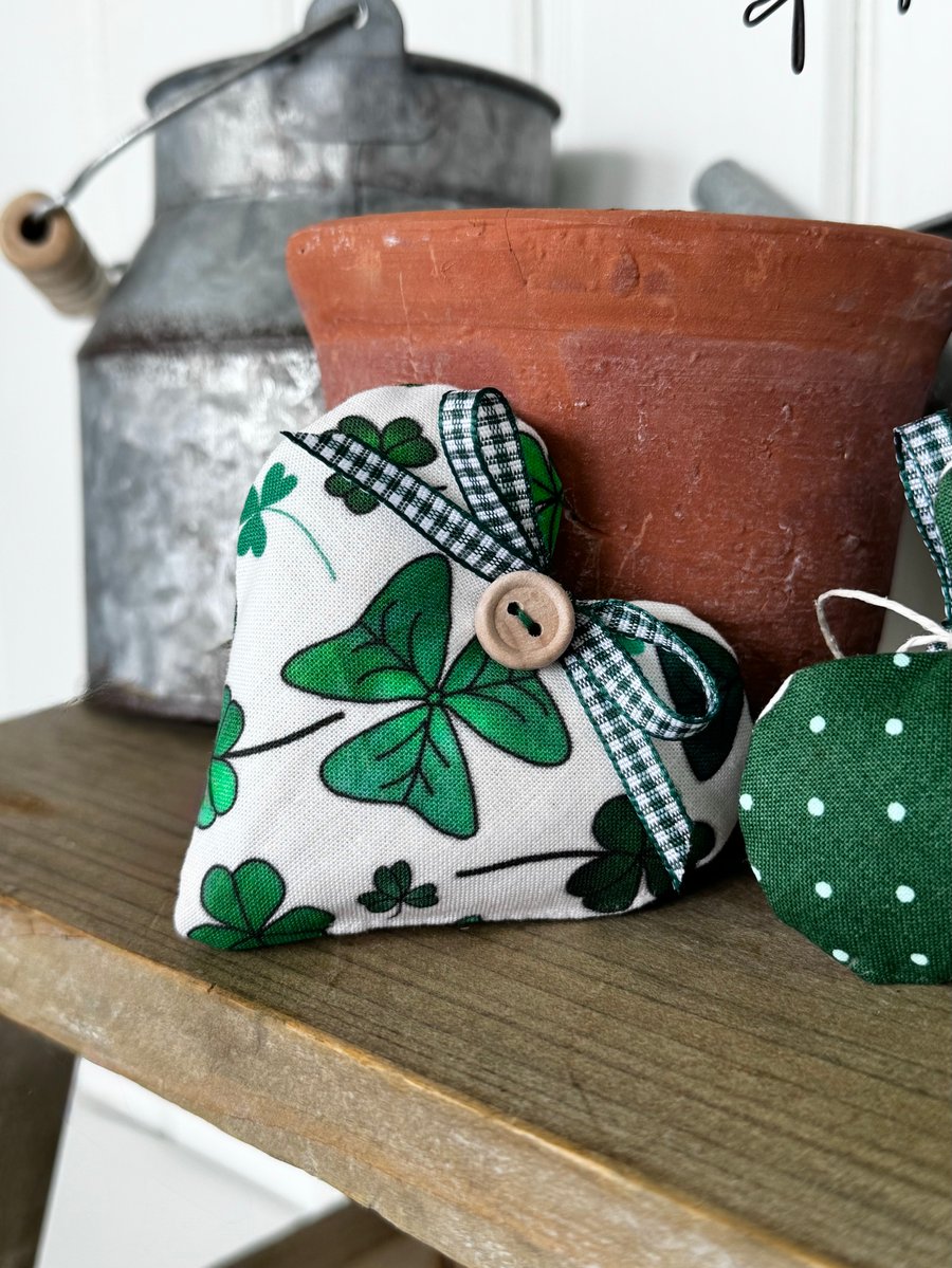 LUCKY SHAMROCK FABRIC HEART - with lavender or padded