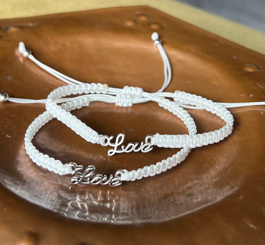 White Love Bracelet - Macrame Friendship Adjustable Bracelet