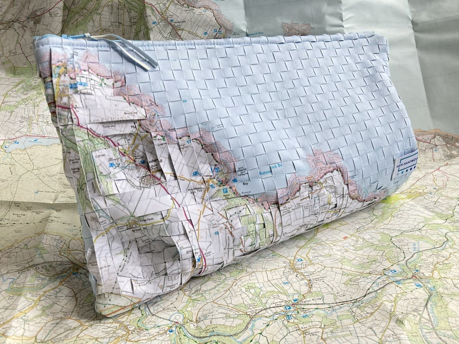 Topographia Runswick Bay Handwoven Zipped Pouch