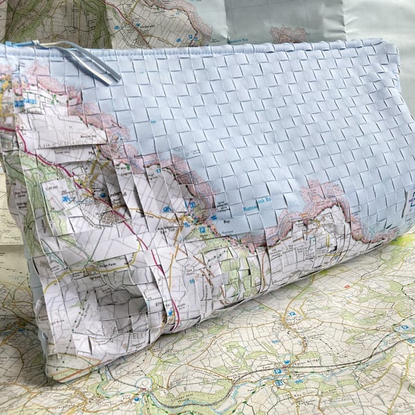 Topographia Runswick Bay Handwoven Zipped Pouch