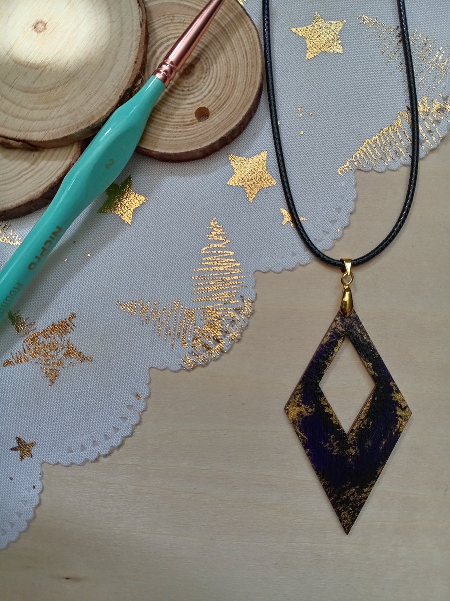 Gothic deep purple hand painted diamond wooden necklace 