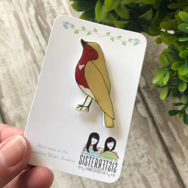 Little Robin Red Breast - hand made Pin, Badge, Brooch