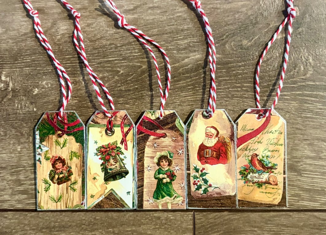5 Wooden Vintage Style Christmas Gift Tags