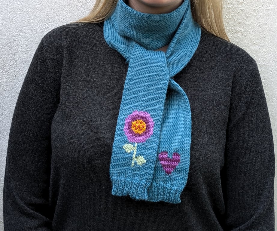 Scarf with Bold Scandi Flower Design