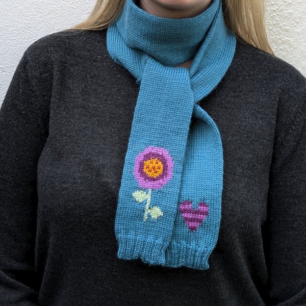 Scarf with Bold Scandi Flower Design