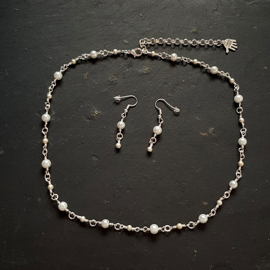 White Acrylic Pearl Necklace And Earrings Set - Silver Wirework Jewellery