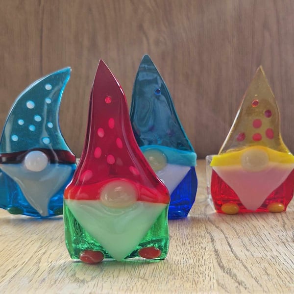 Fused glass Gonk tealight holder