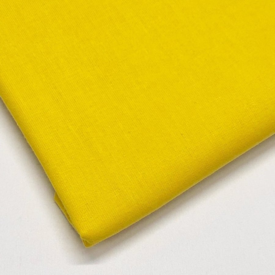 4 Plain 100% Cotton Tablecloths in Sunshine Yellow  400 x 145cm  RECTANGLE