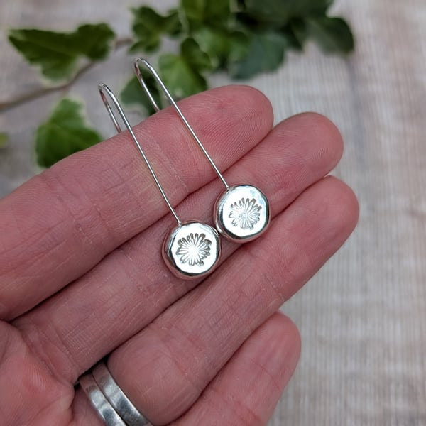 Sterling Silver Daisy Pebble Long Earrings - JBJ1112