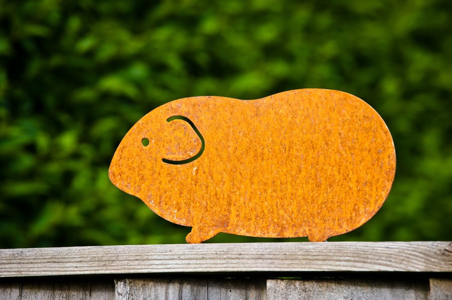 Guinea Pig Rustic Fence Topper Ornament, Pet Memorial Gift, Hutch Decoration