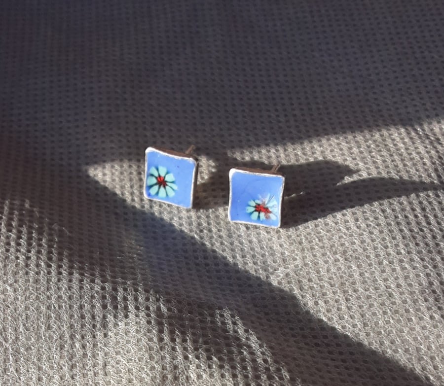 STERLING SILVER SQUARE ENAMELLED 8MM STUD EARRINGS 