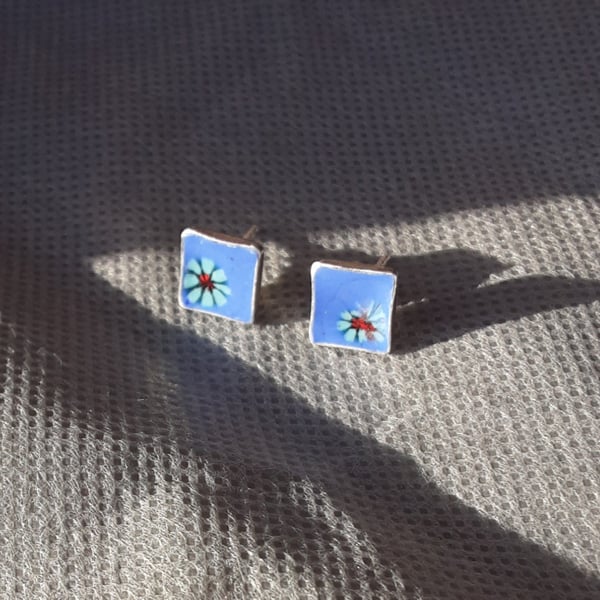 STERLING SILVER SQUARE ENAMELLED 8MM STUD EARRINGS 