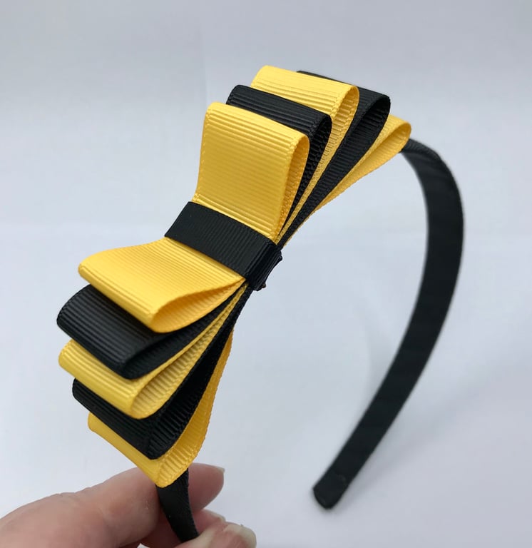Black Hairband with 5 Layer Black and Yellow Gold Two-tone Straight Bow