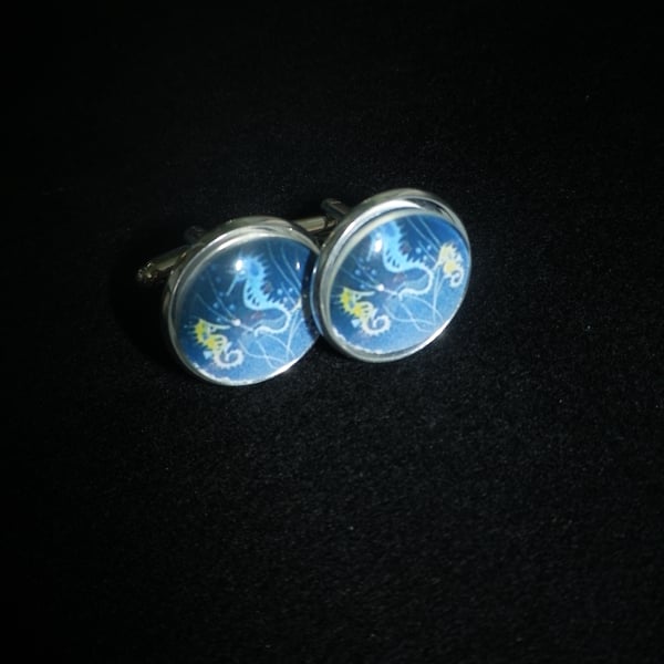 Blue Seahorse cufflinks,free shipping, gift wrapped, lovely image, Ref 1234.