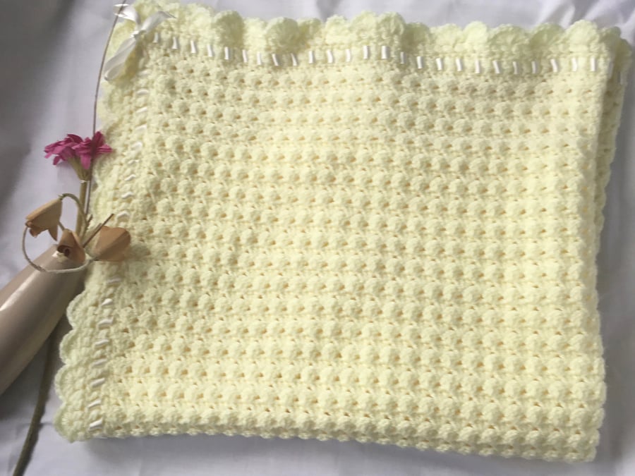 Textured yellow  baby blanket 