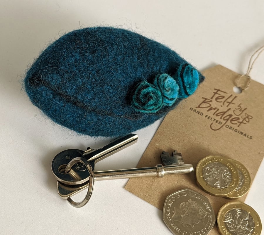 Small felted Pod Purse: Deep Teal