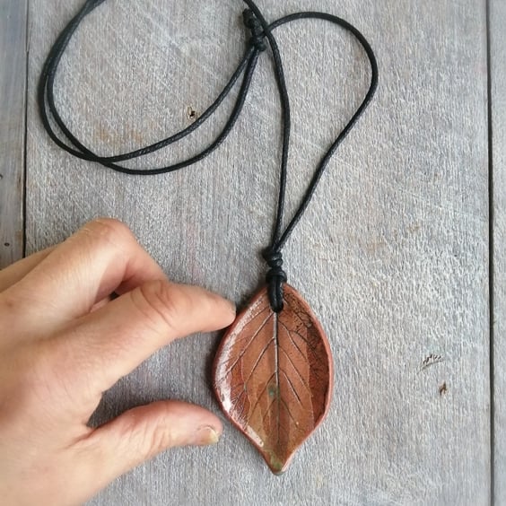 Ceramic leaf necklace