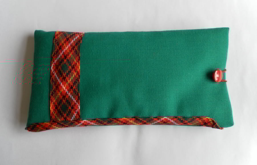  Glasses Case, Green  with Tartan Ribbon Trim